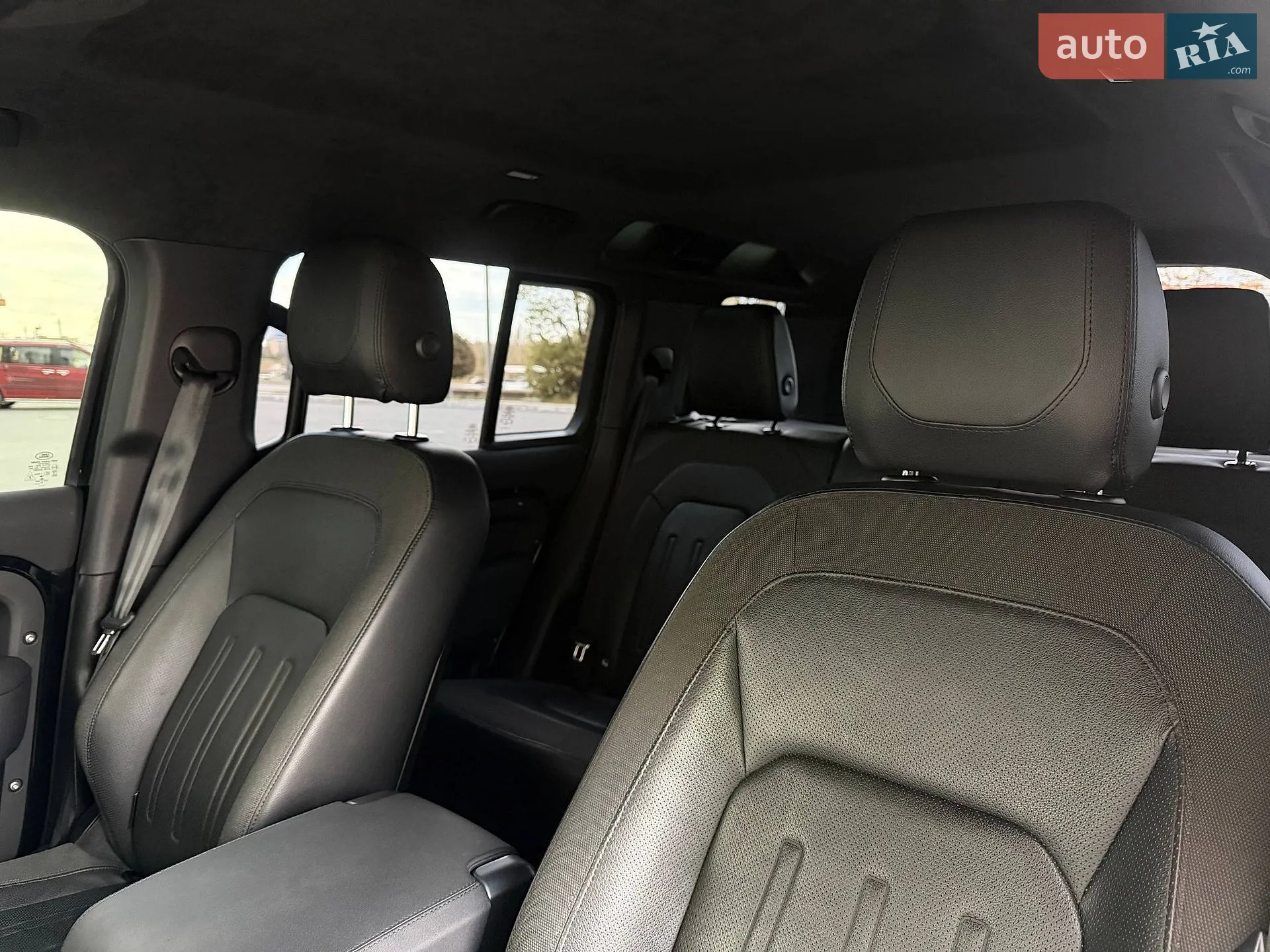 2020 Land Rover Defender - мініатюра 63