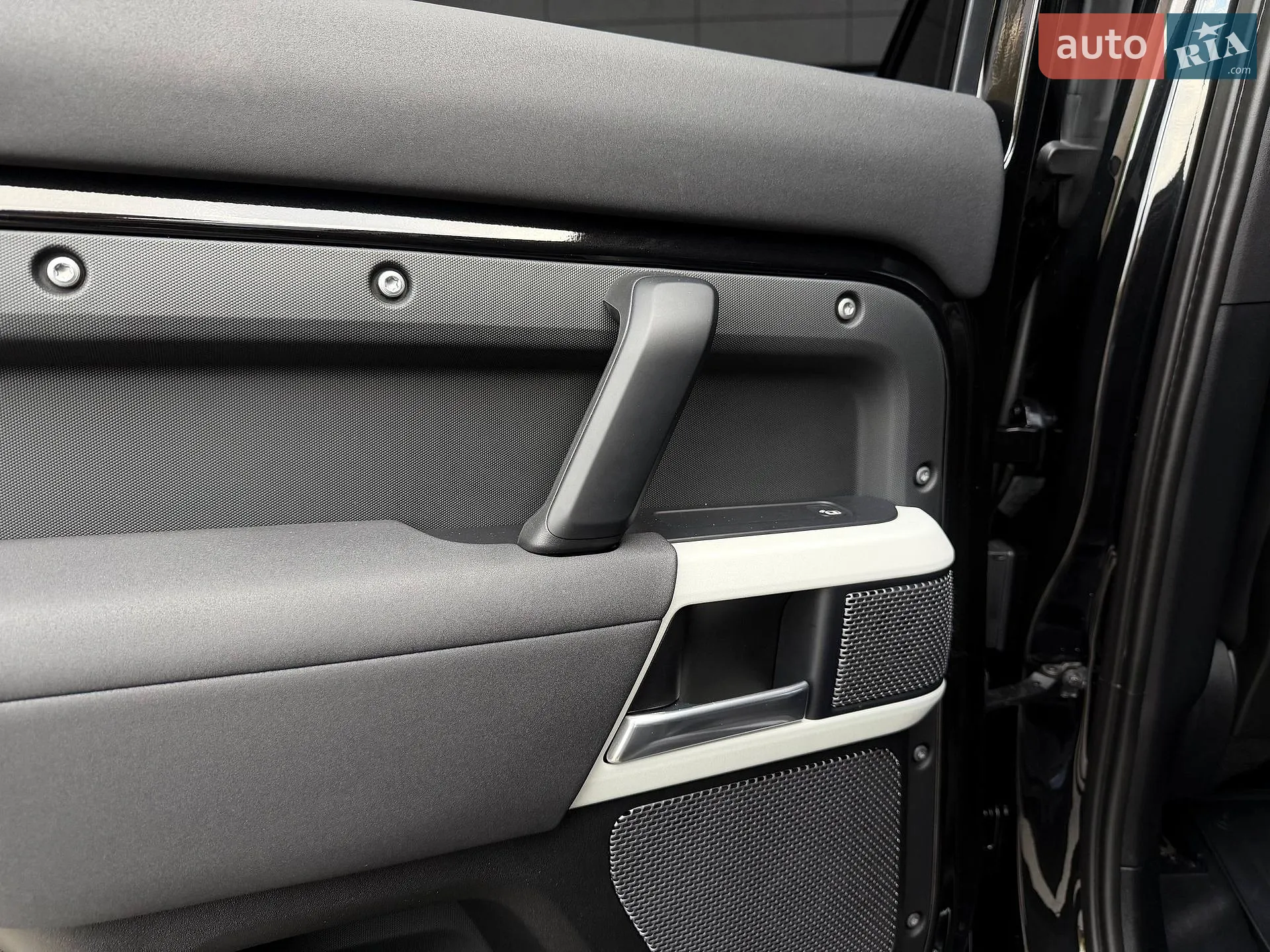 2020 Land Rover Defender - мініатюра 67