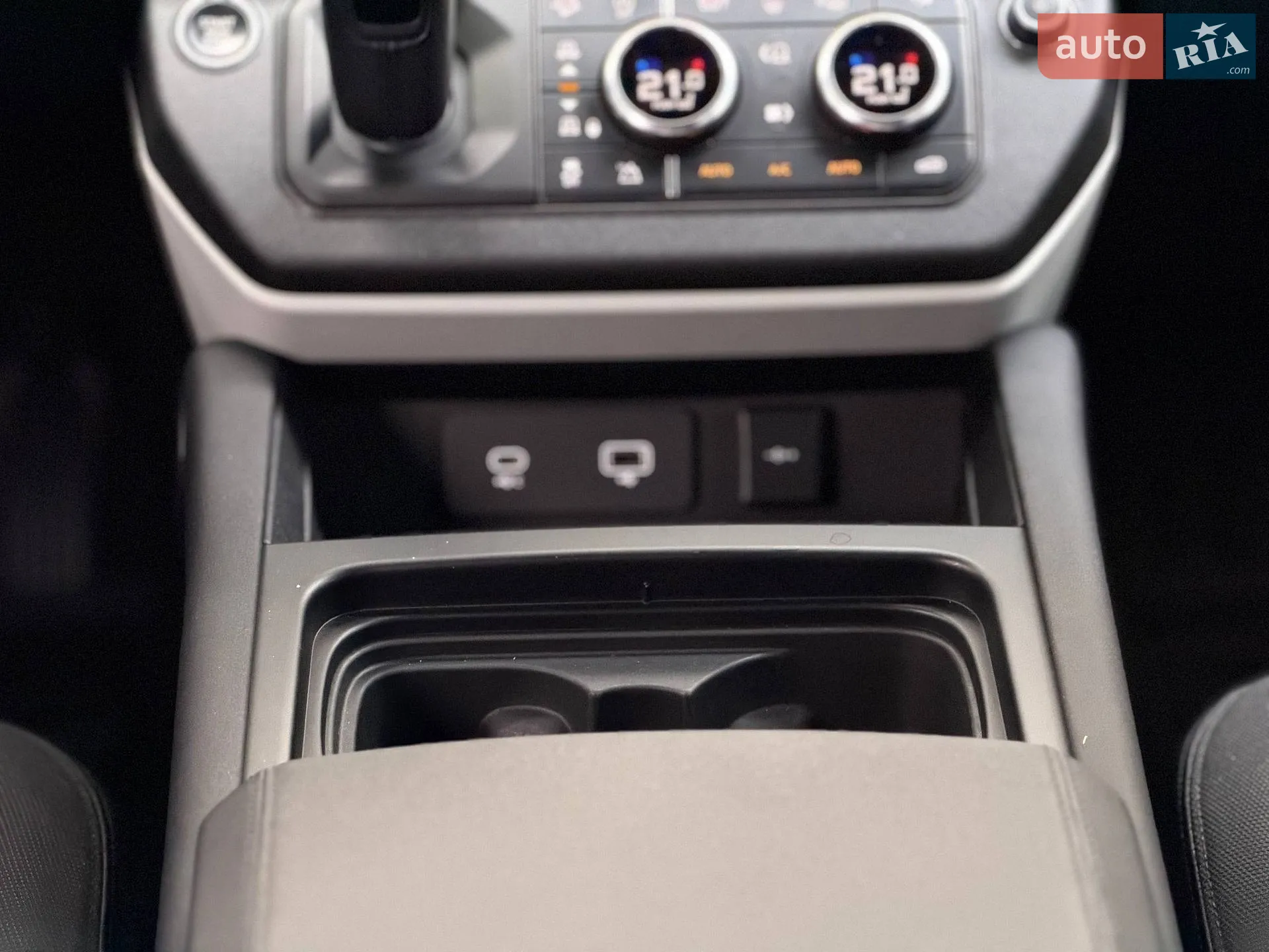 2020 Land Rover Defender - мініатюра 81