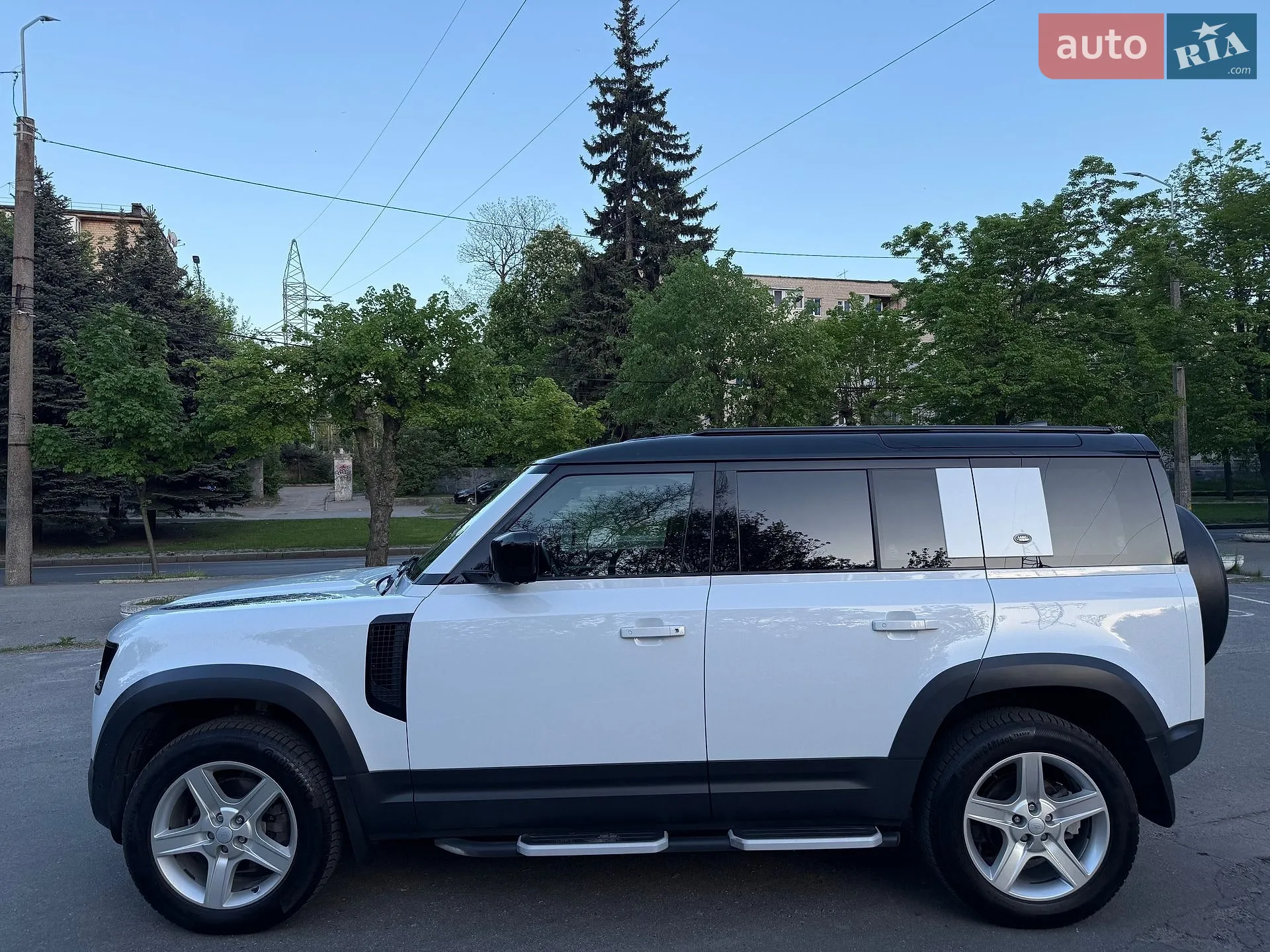 2021 Land Rover Defender - мініатюра 13