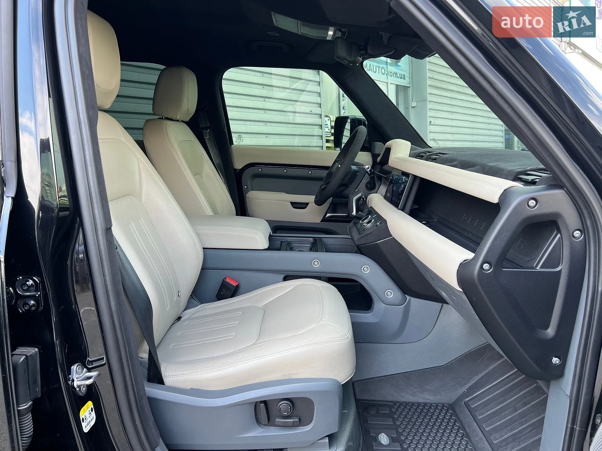2021 Land Rover Defender - мініатюра 26