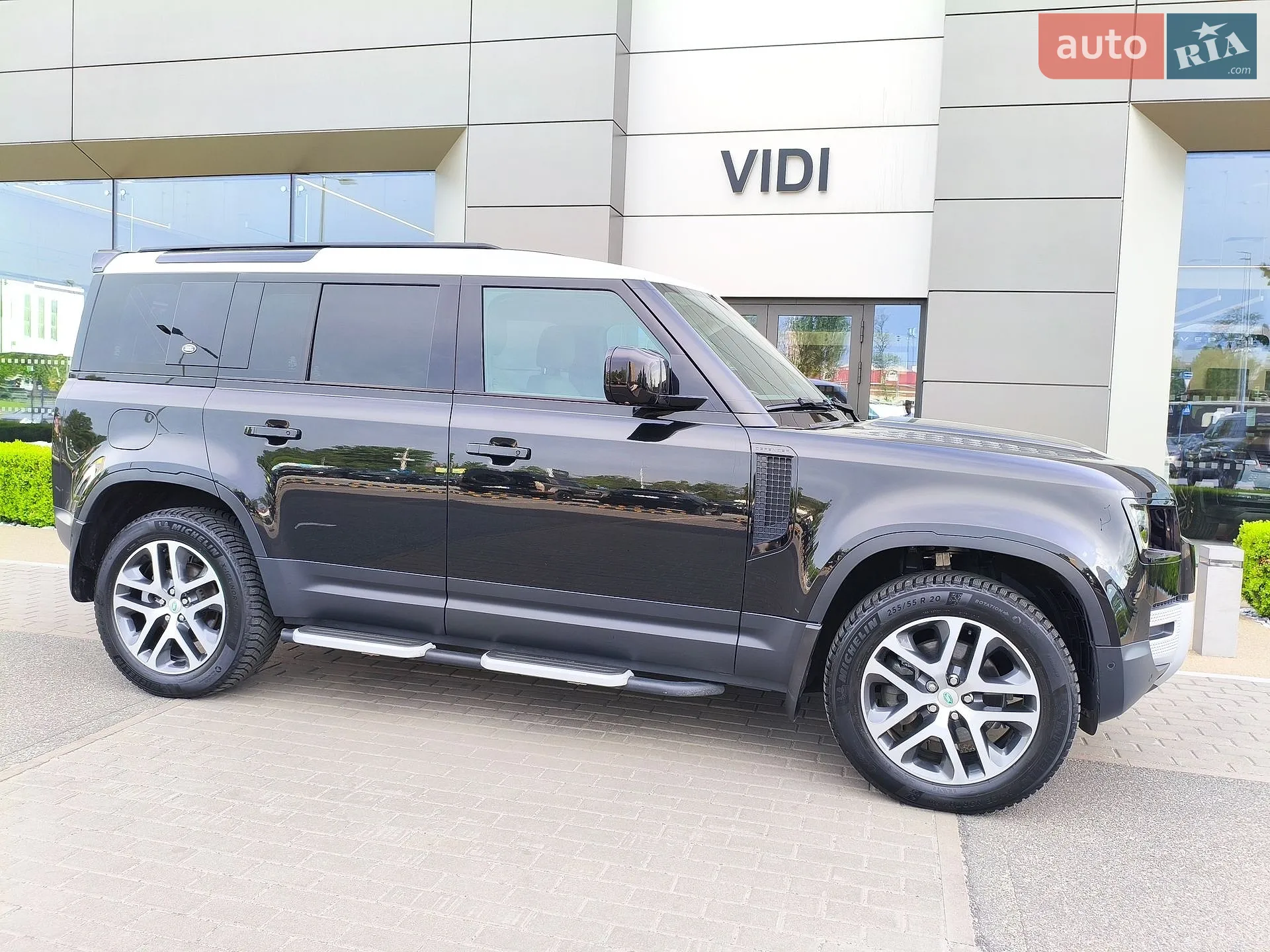 2021 Land Rover Defender - мініатюра 27