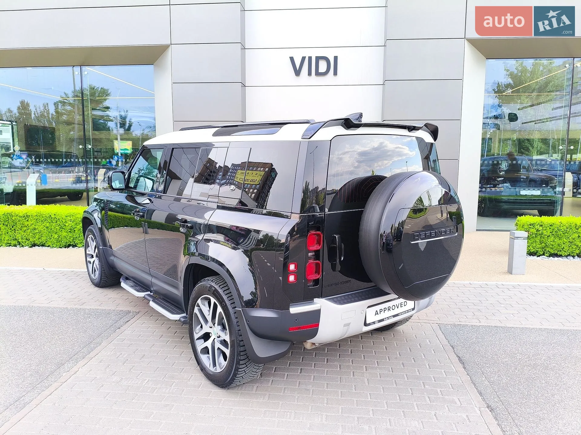 2021 Land Rover Defender - мініатюра 42