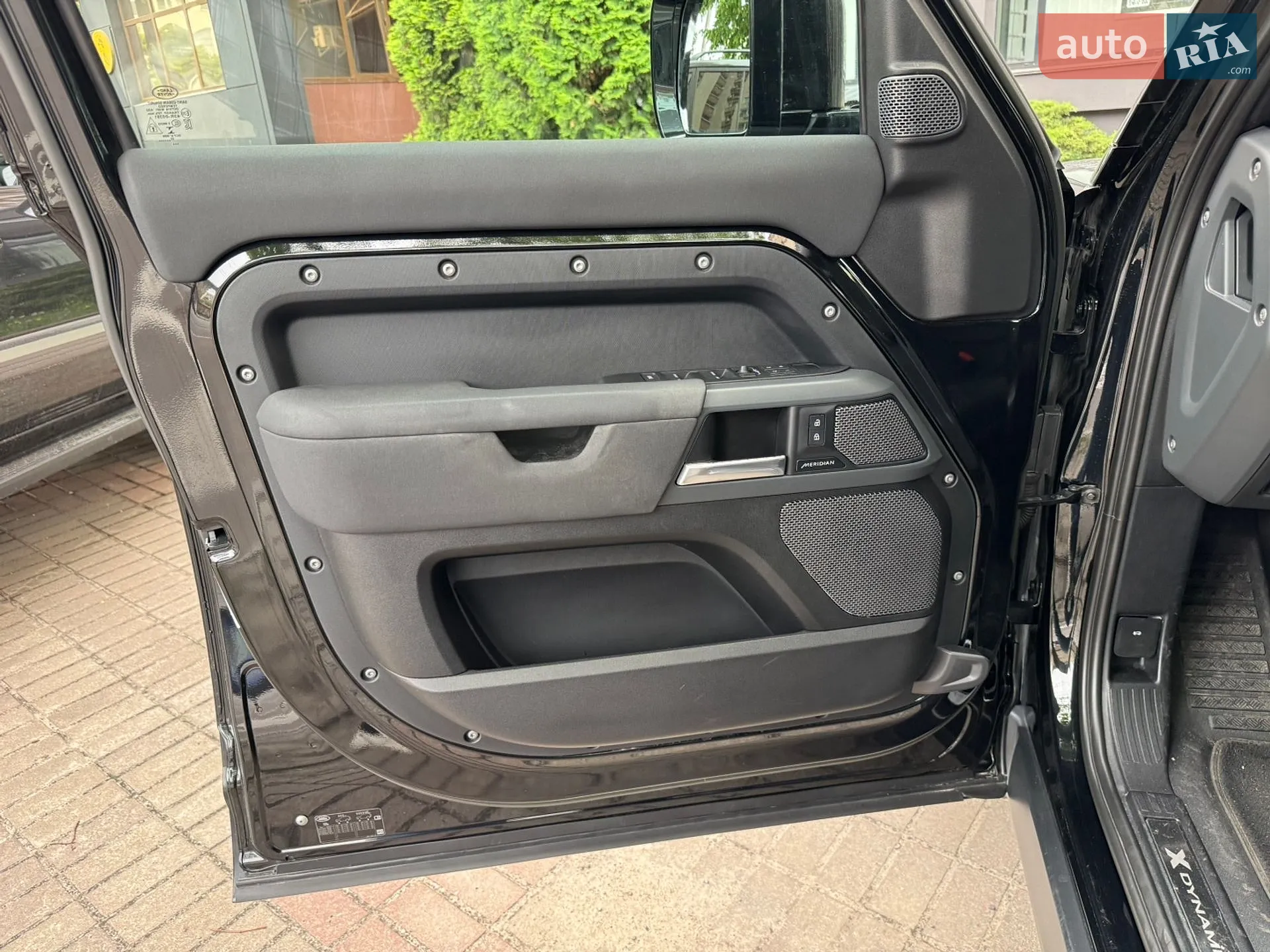 2022 Land Rover Defender - мініатюра 8