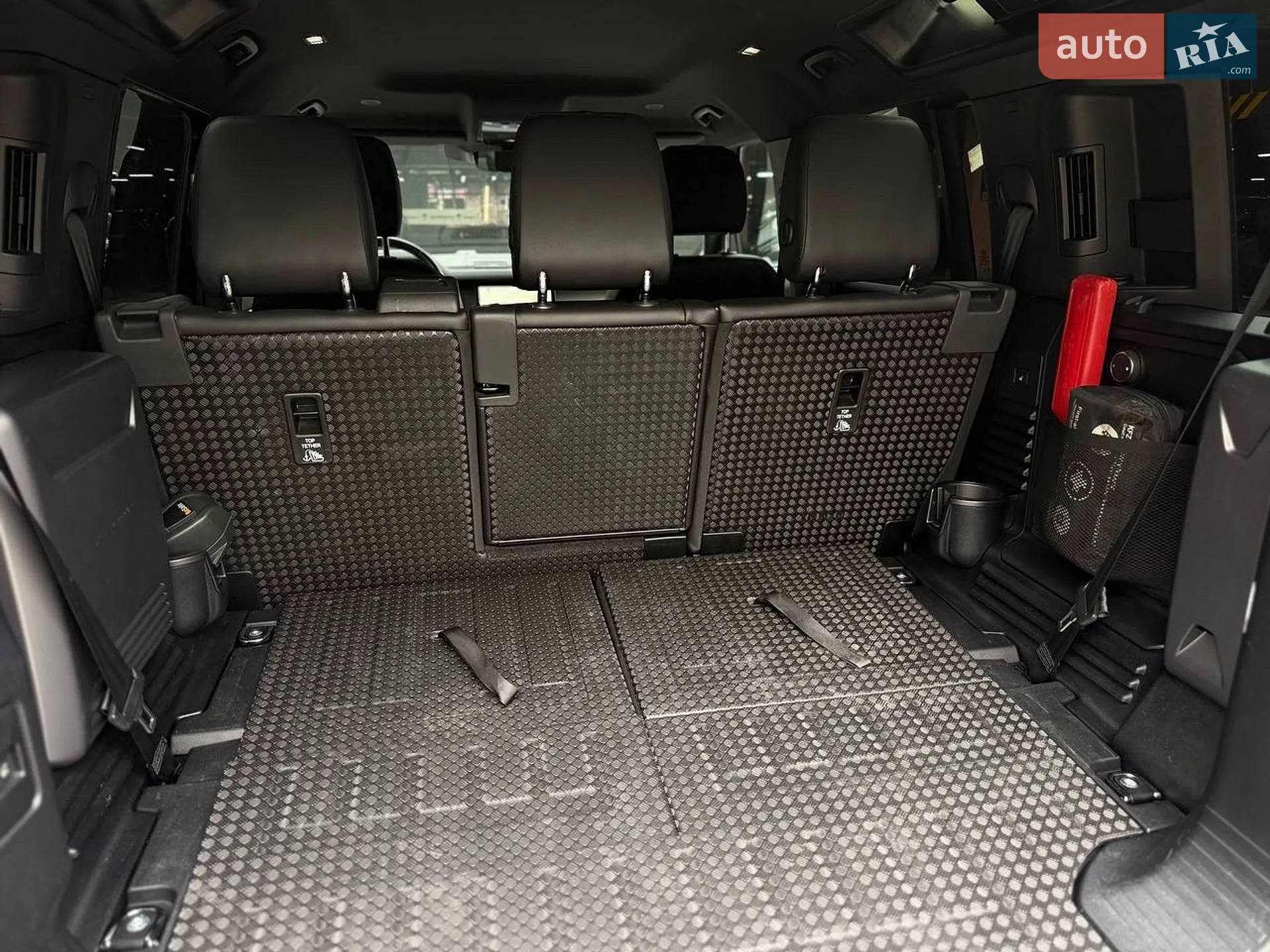 2023 Land Rover Defender - мініатюра 26