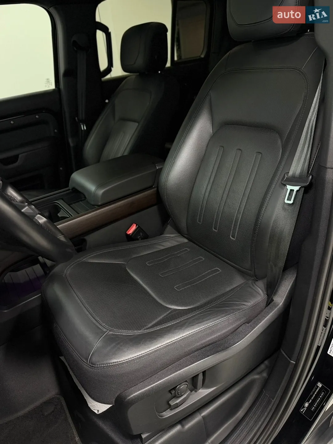 2022 Land Rover Defender - мініатюра 14