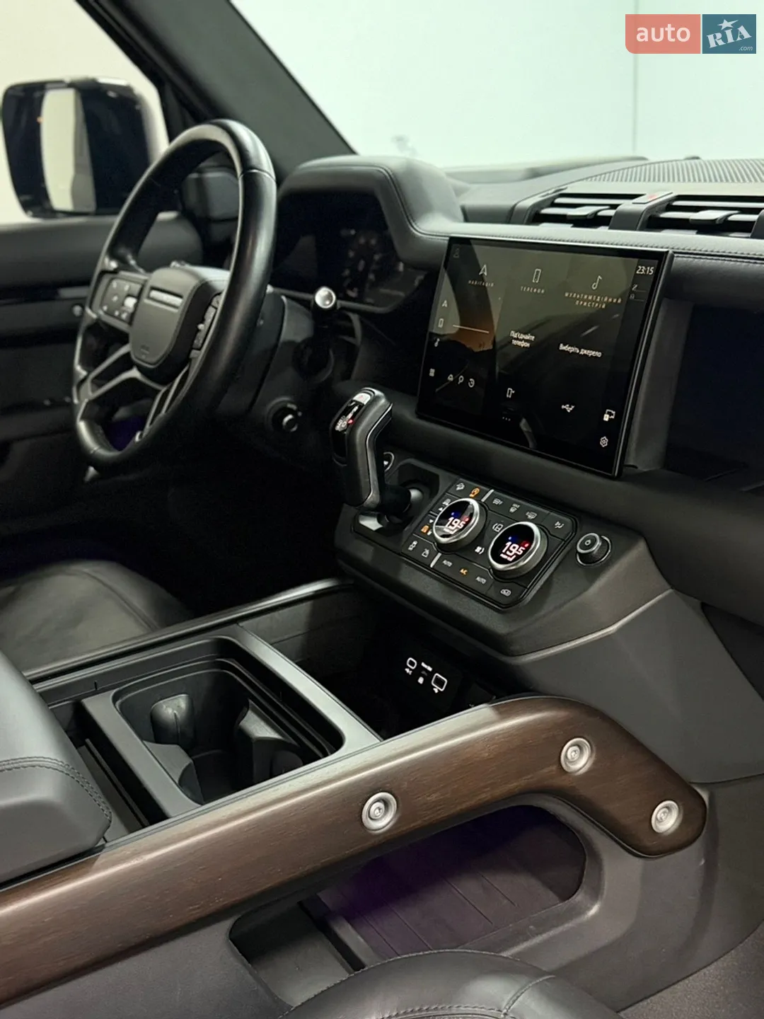 2022 Land Rover Defender - мініатюра 26