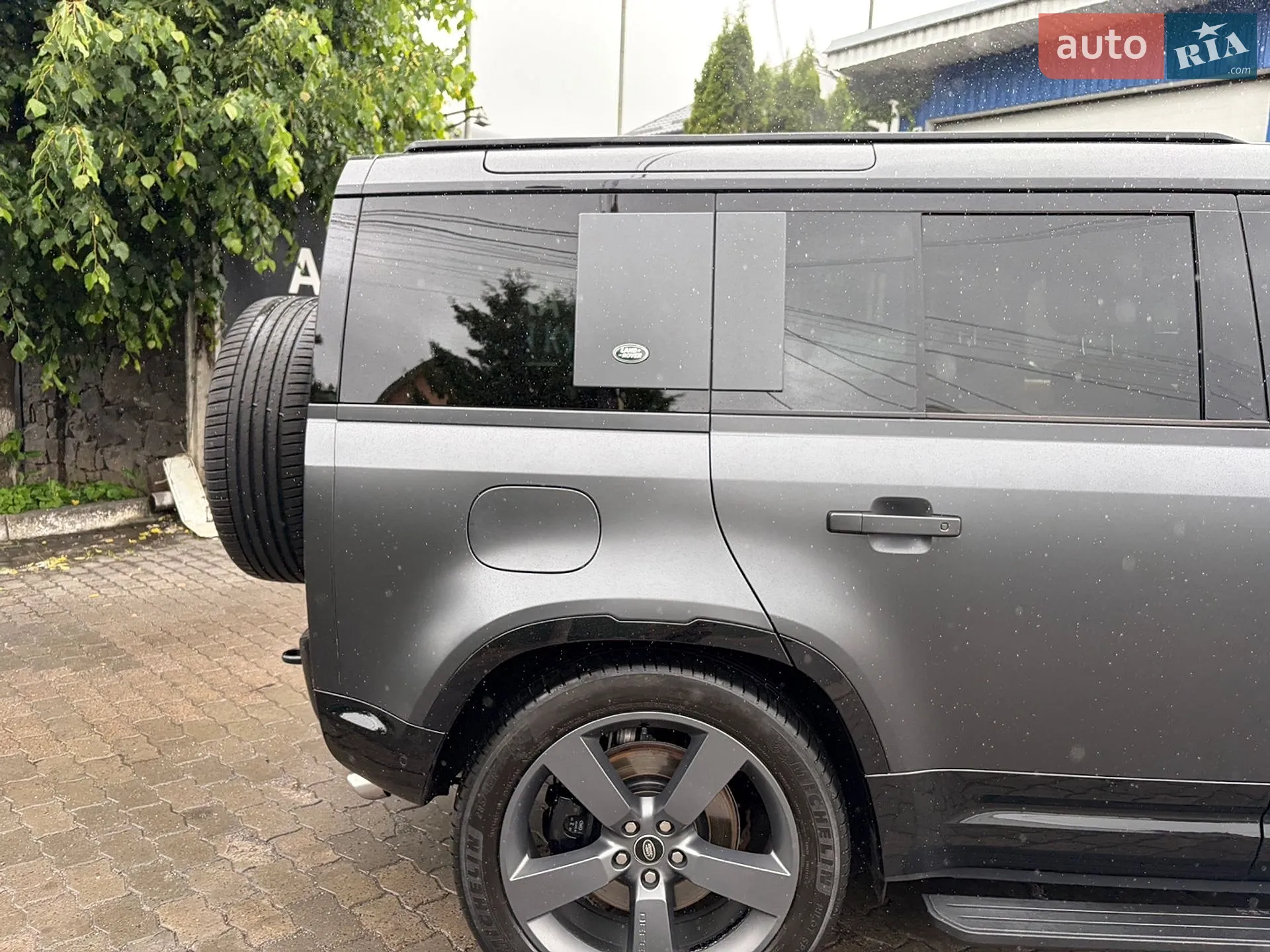 2024 Land Rover Defender - мініатюра 11
