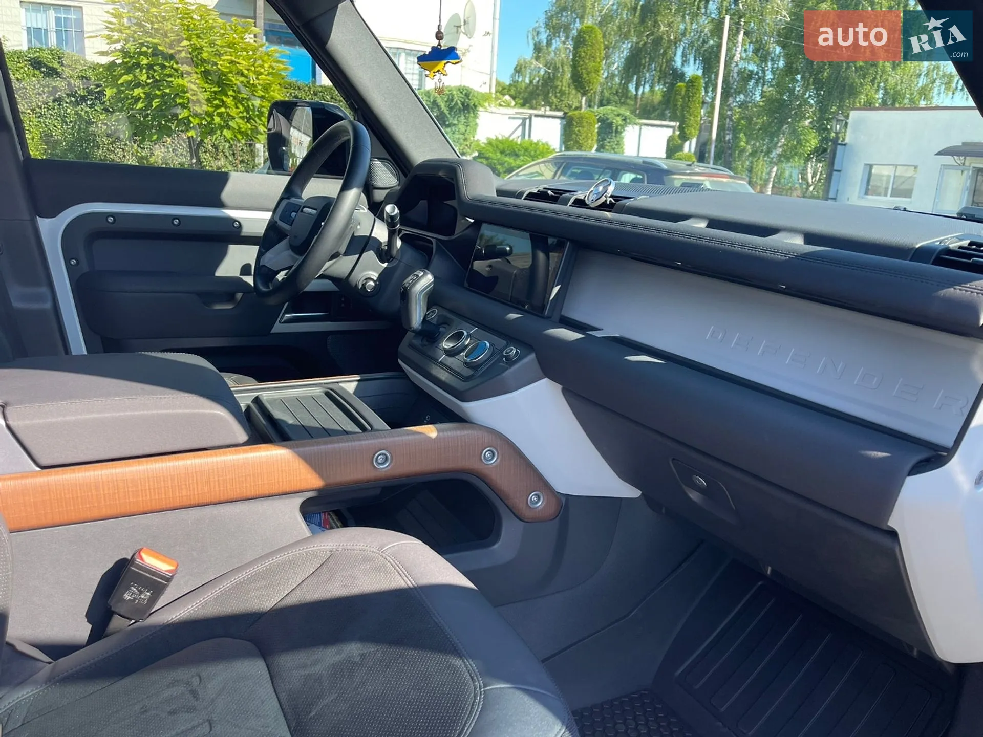 2021 Land Rover Defender - мініатюра 8