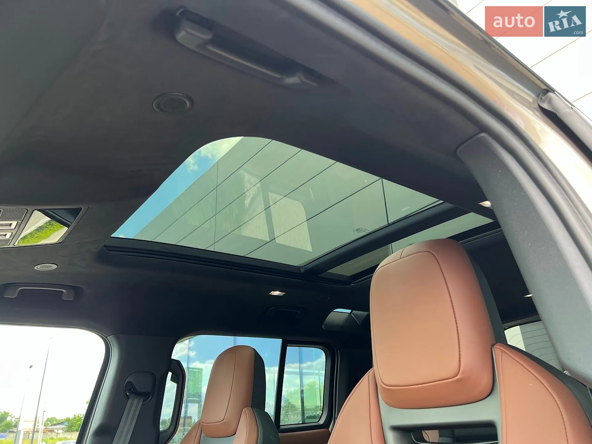 2025 Land Rover Defender - мініатюра 30