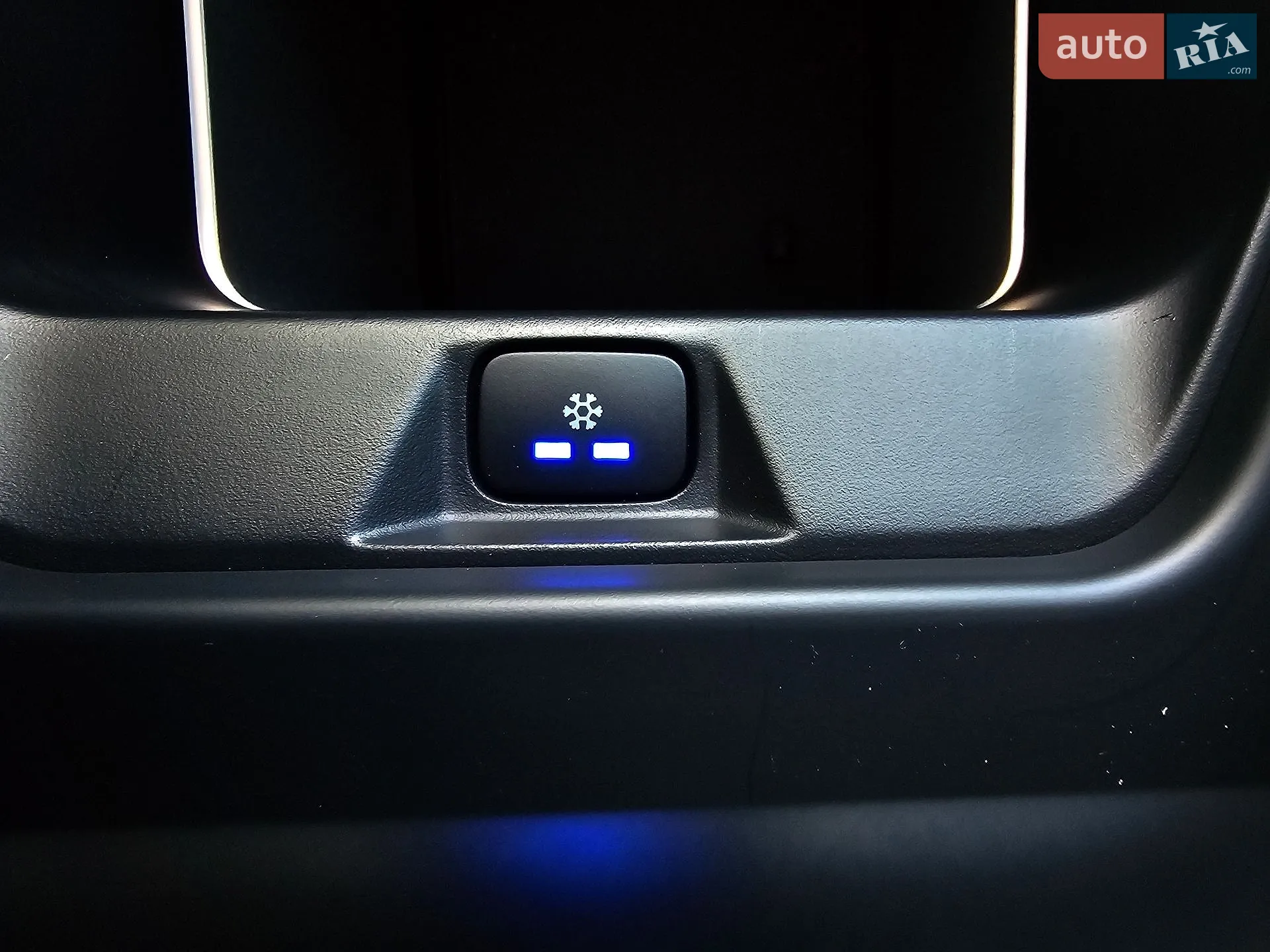 2020 Land Rover Defender - мініатюра 60
