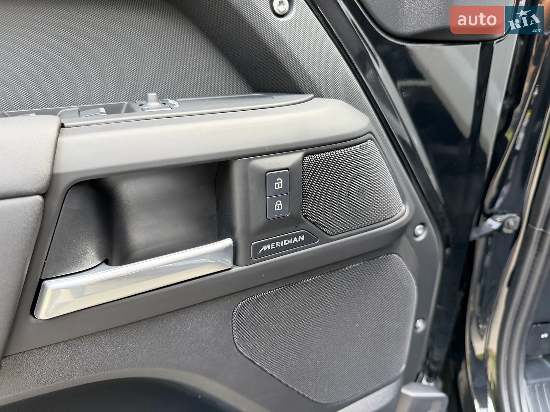 2024 Land Rover Defender - мініатюра 67