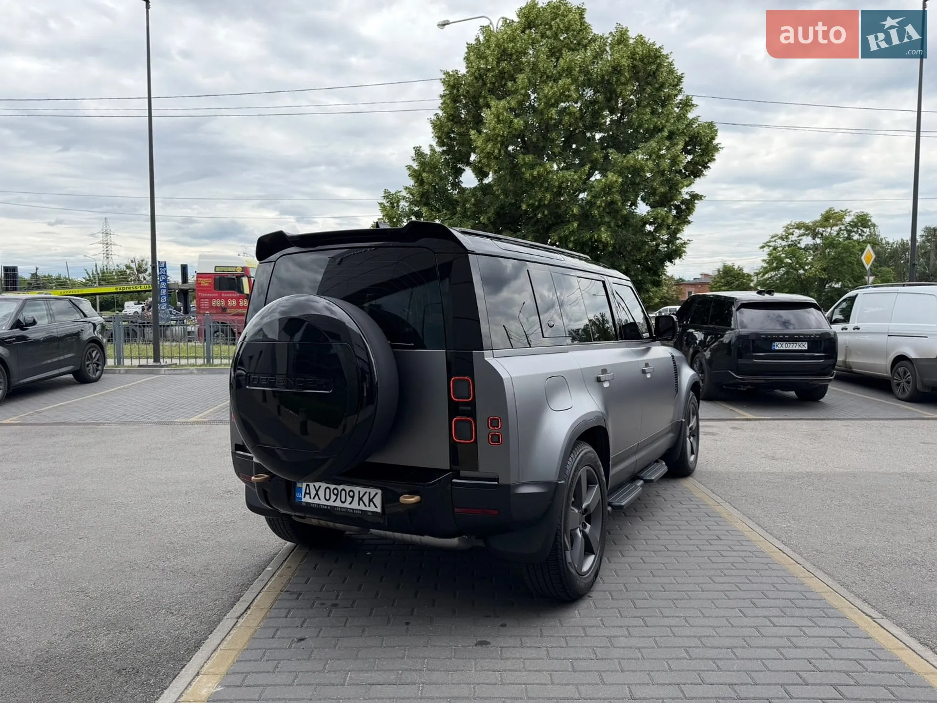 2023 Land Rover Defender - мініатюра 5