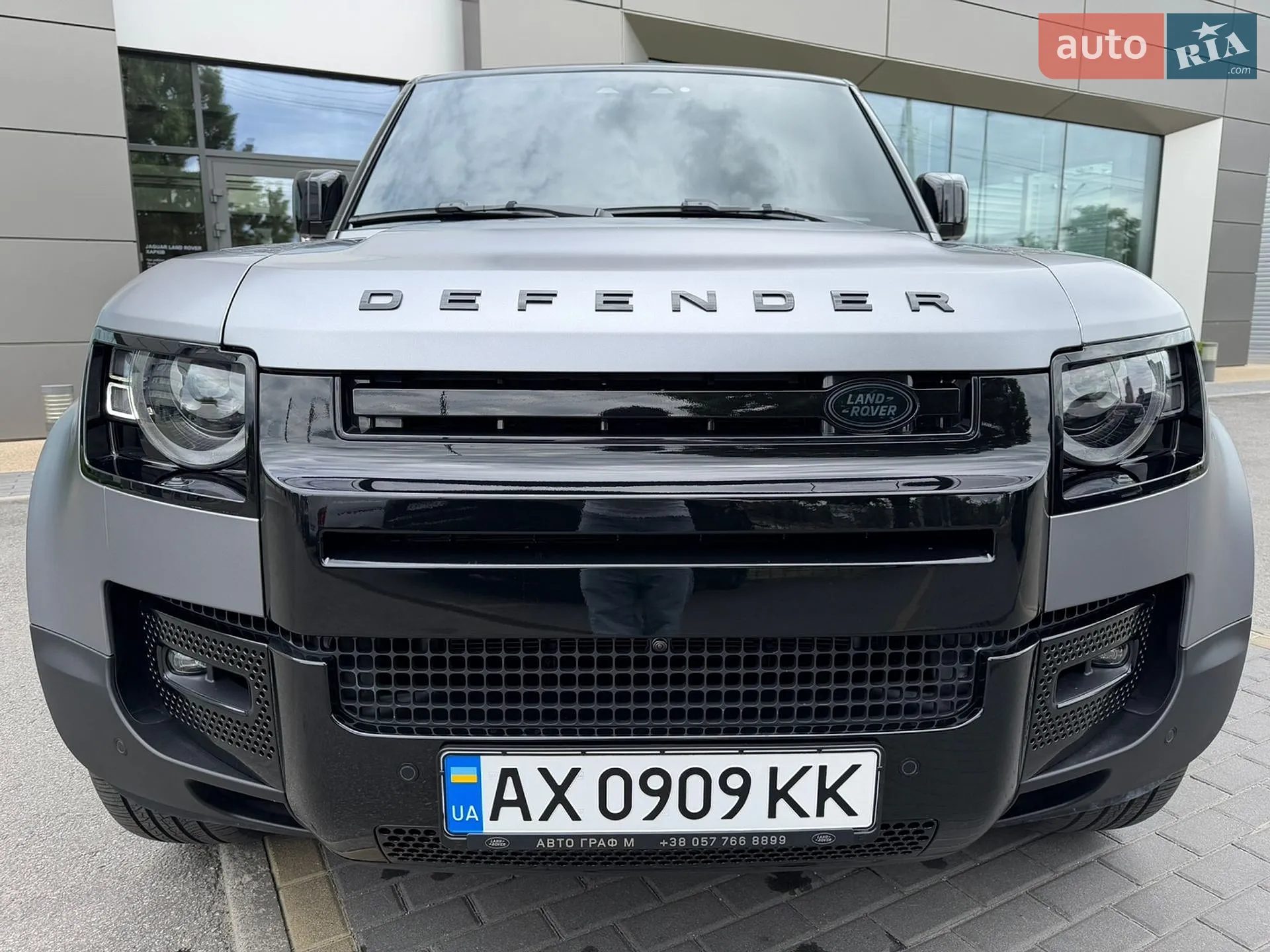2023 Land Rover Defender - мініатюра 9