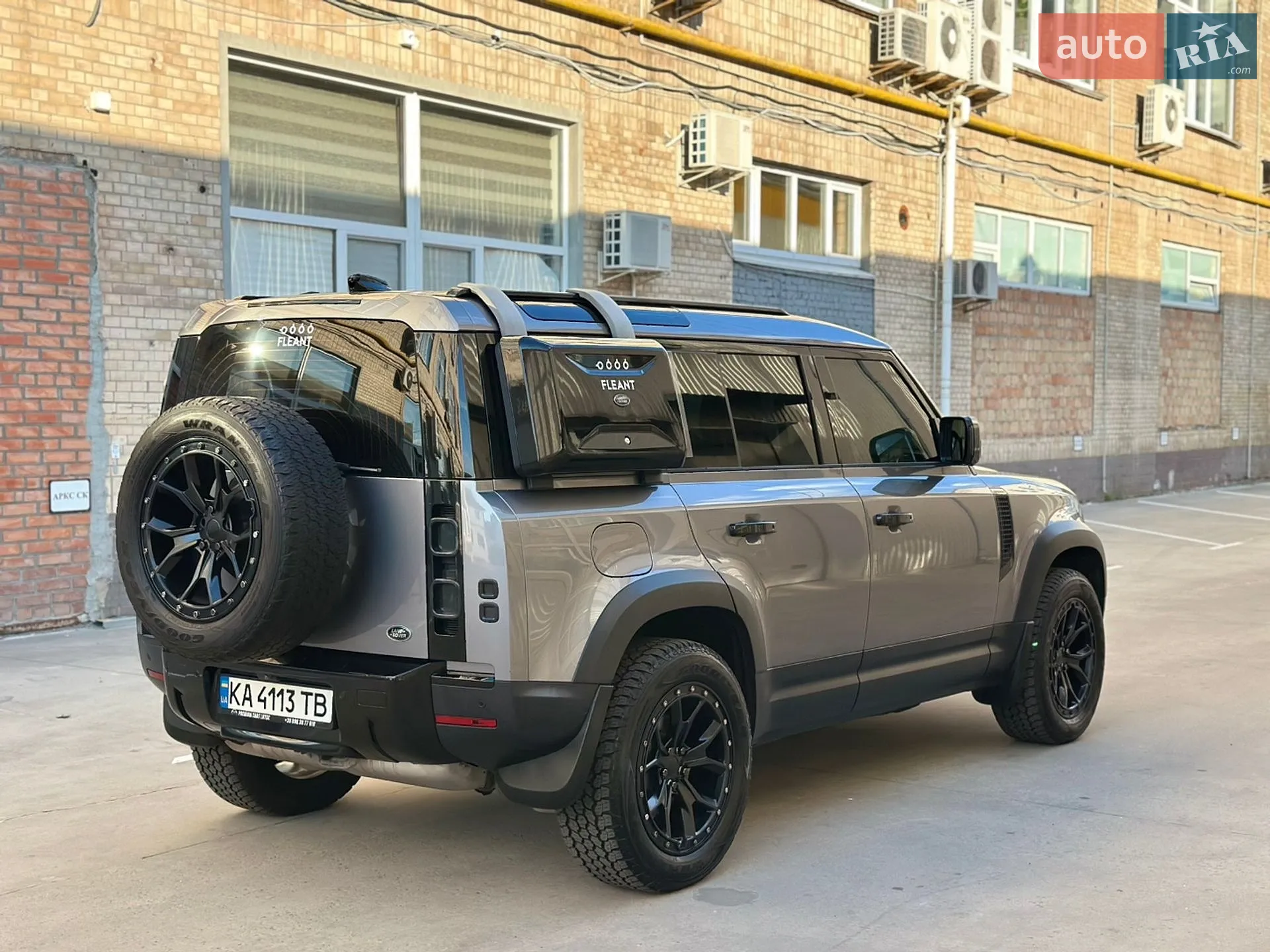 2020 Land Rover Defender - мініатюра 5