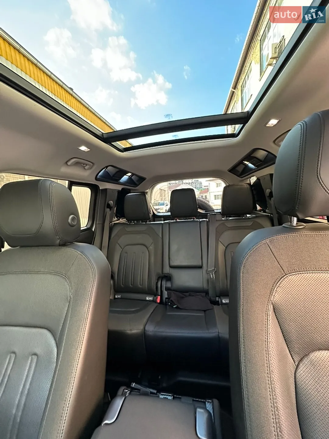 2020 Land Rover Defender - мініатюра 13