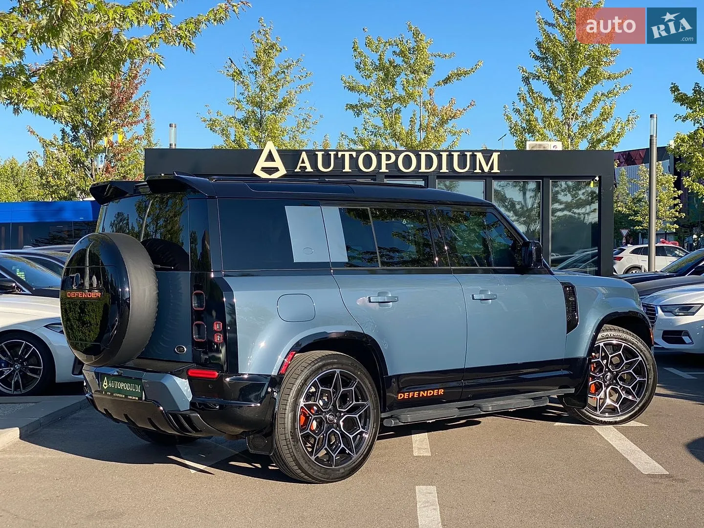 2021 Land Rover Defender - мініатюра 10