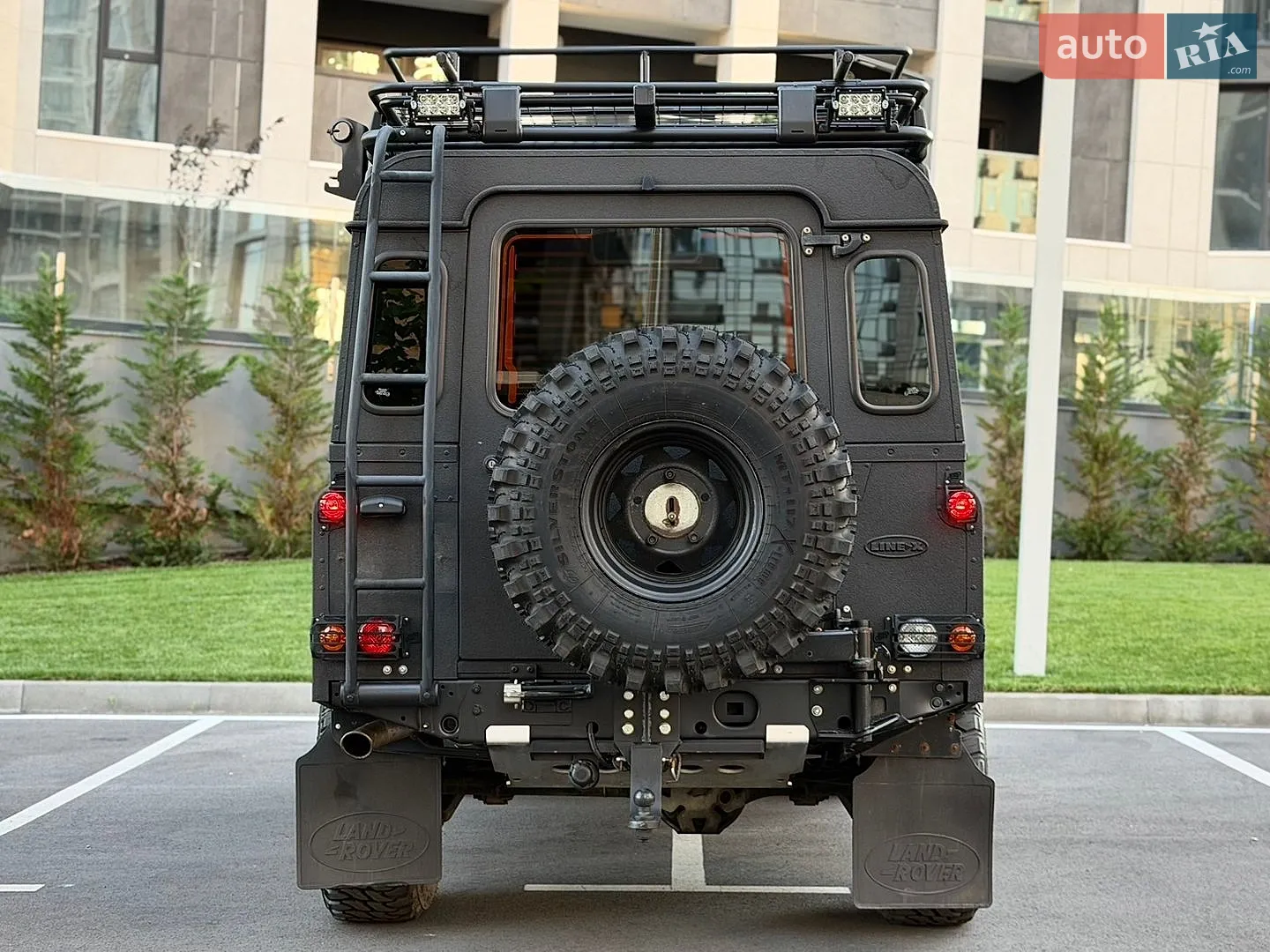 2014 Land Rover Defender - мініатюра 17