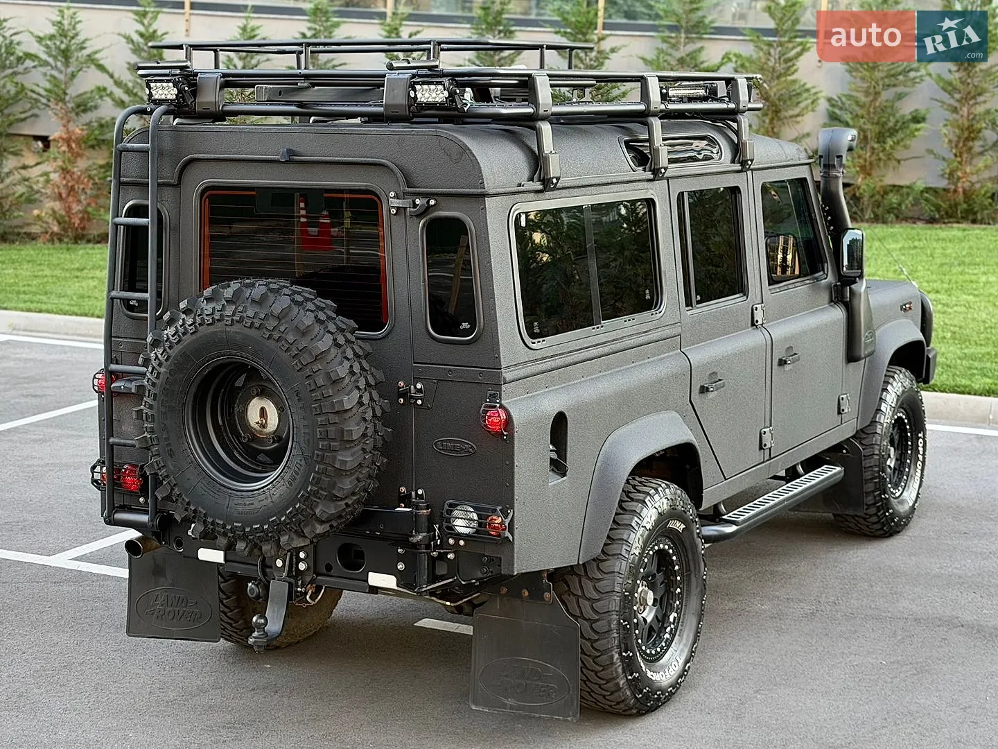2014 Land Rover Defender - мініатюра 19