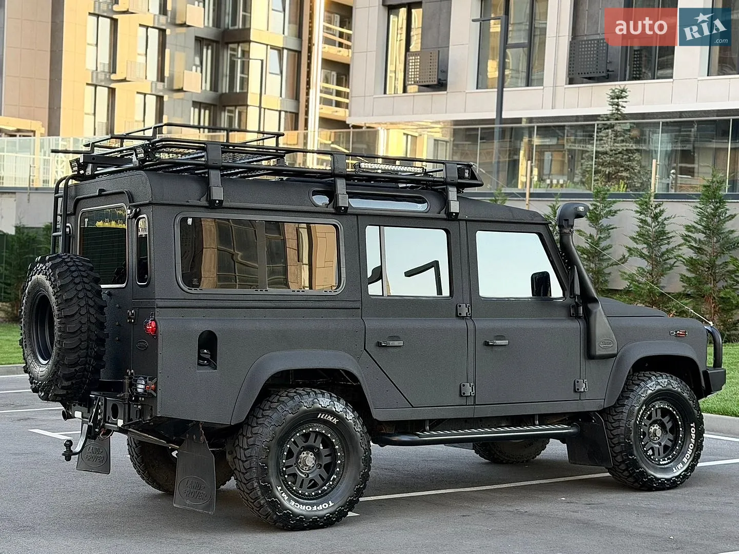 2014 Land Rover Defender - мініатюра 22