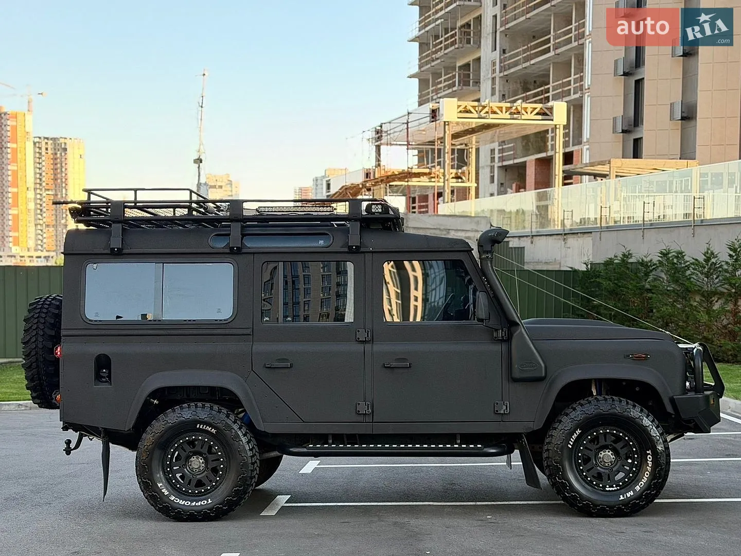 2014 Land Rover Defender - мініатюра 23