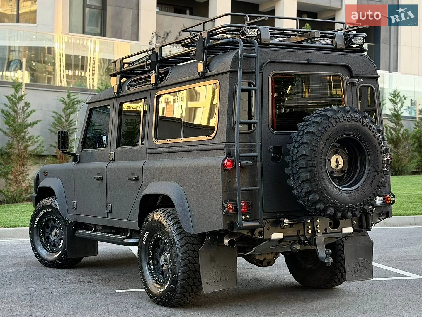 2014 Land Rover Defender - мініатюра 29