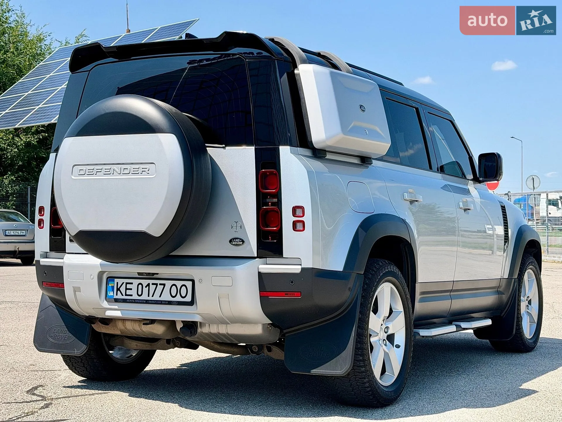 2020 Land Rover Defender - мініатюра 10