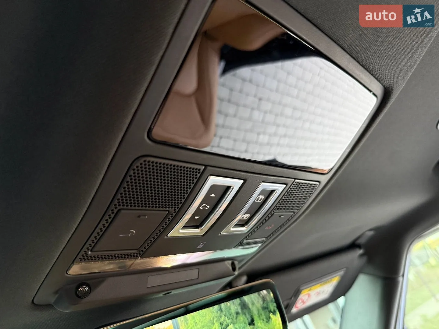 2022 Land Rover Defender - мініатюра 42