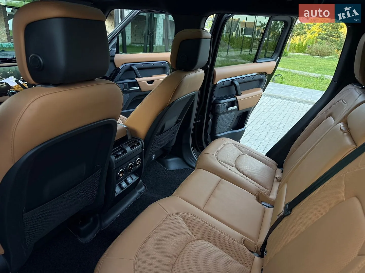 2022 Land Rover Defender - мініатюра 45