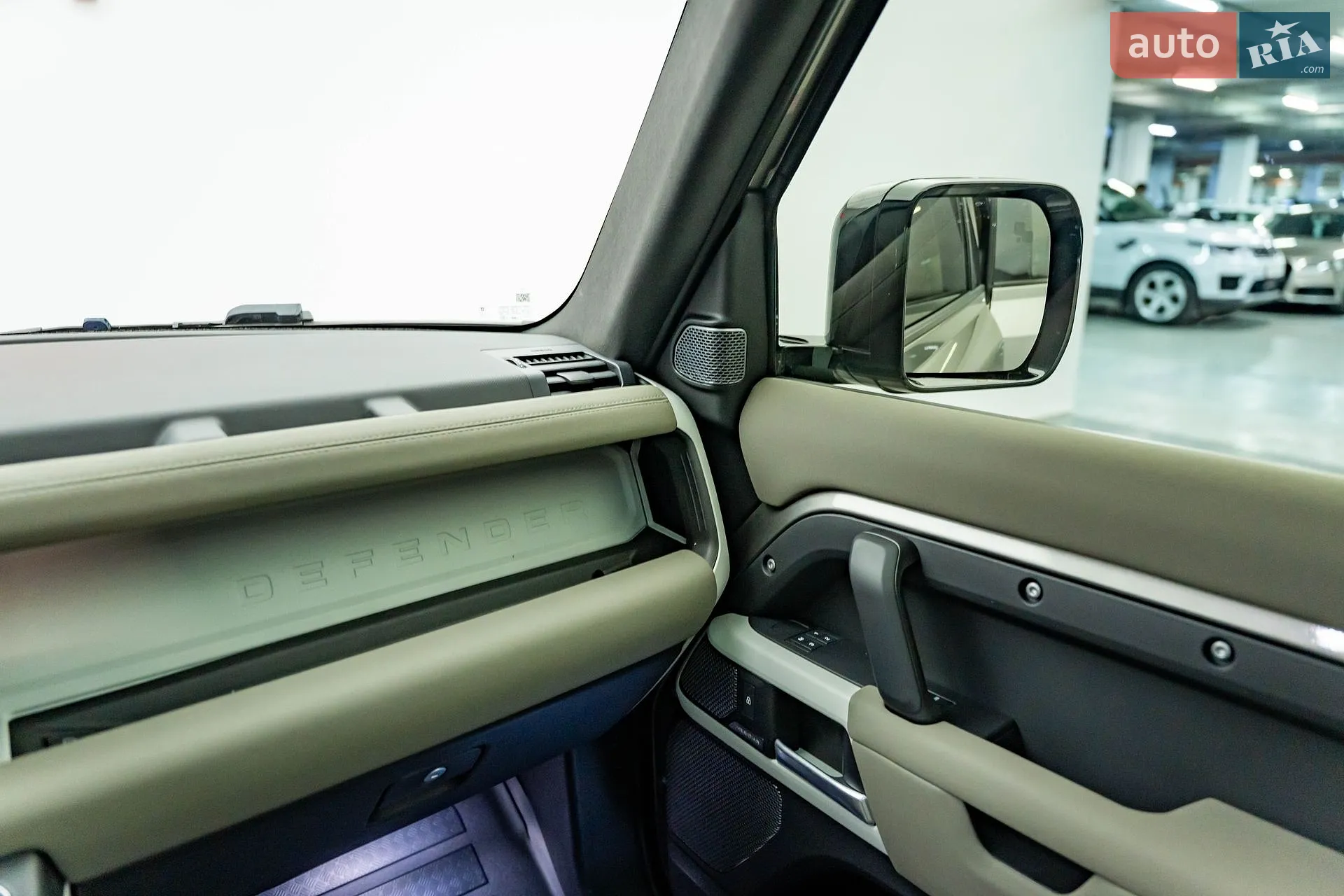 2022 Land Rover Defender - мініатюра 13