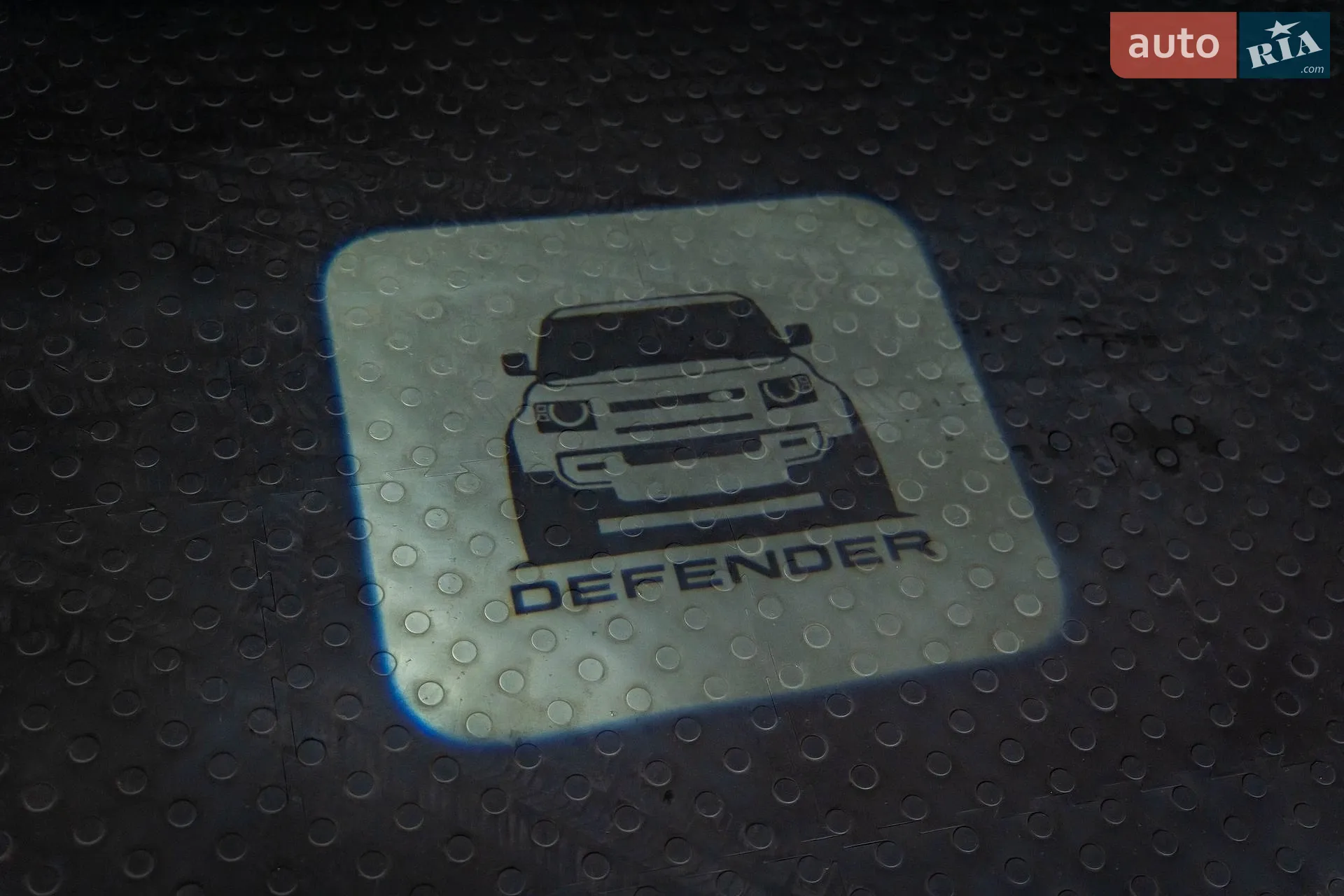 2021 Land Rover Defender - мініатюра 13