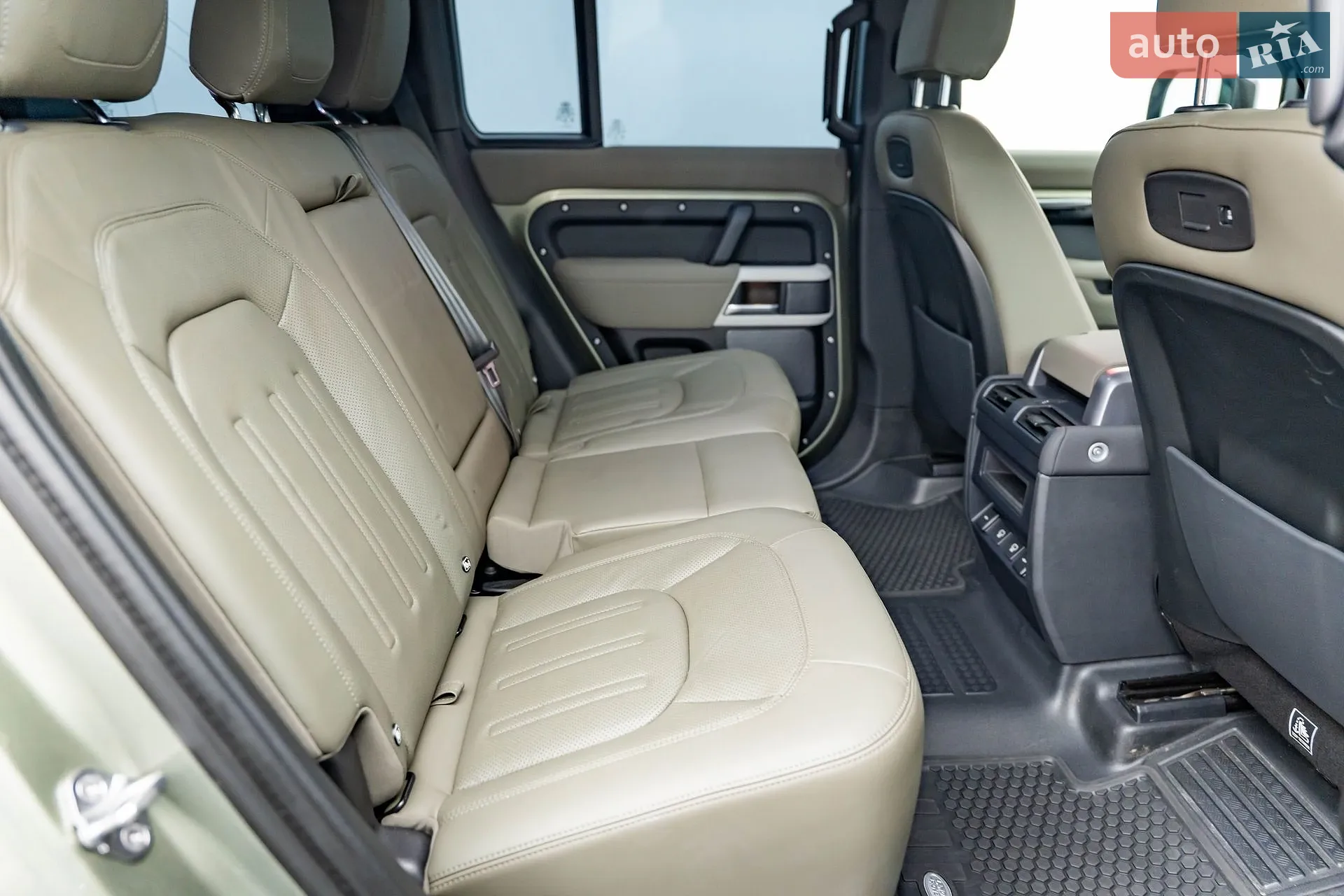 2021 Land Rover Defender - мініатюра 30
