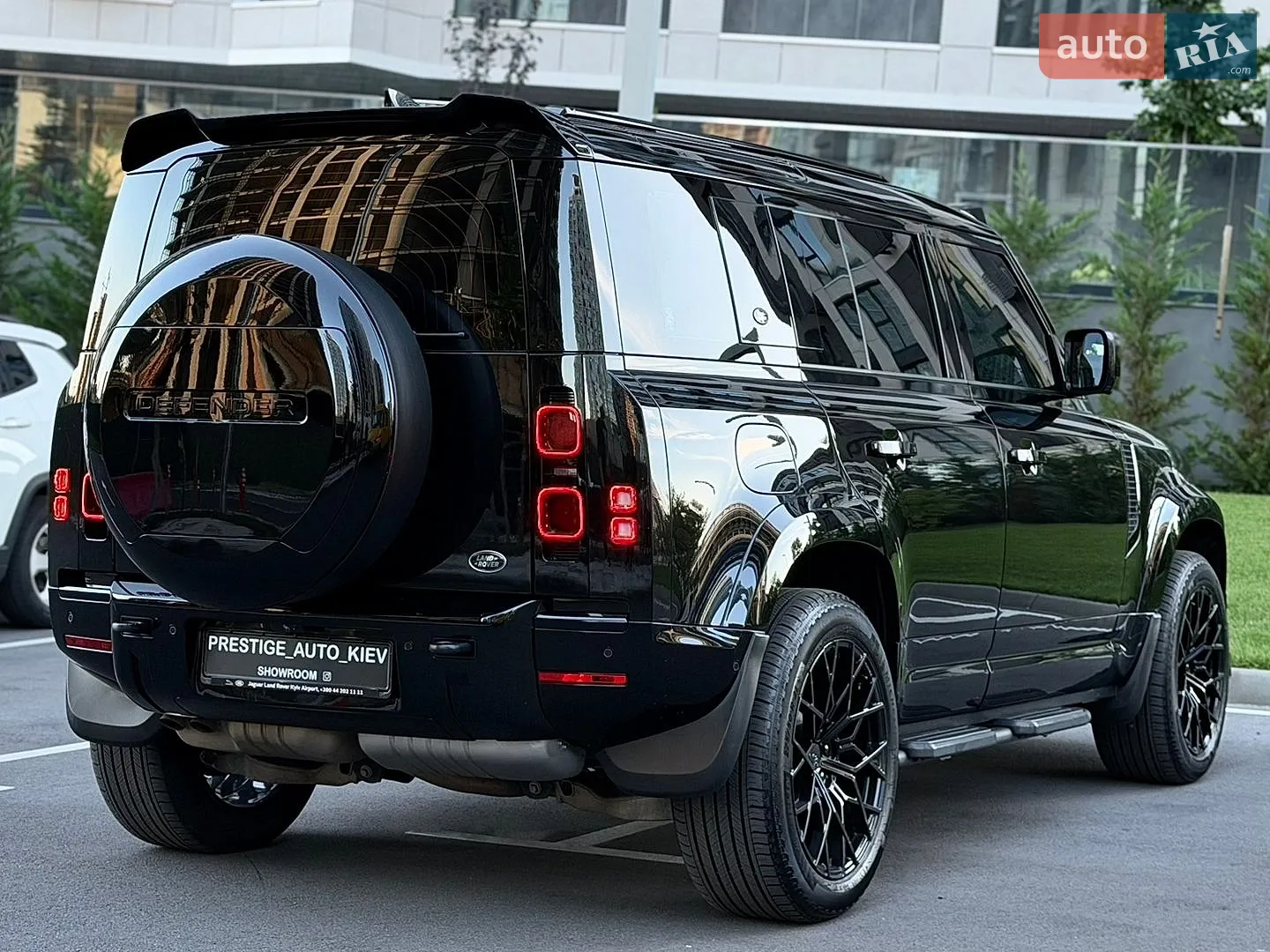 2022 Land Rover Defender - мініатюра 21
