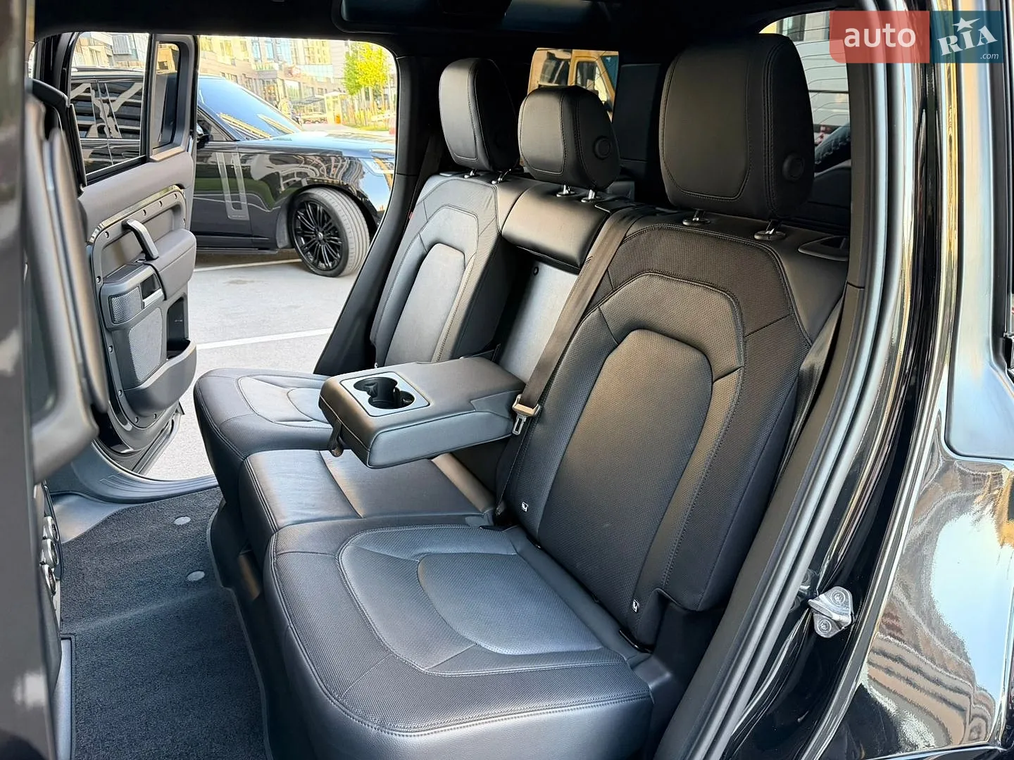 2022 Land Rover Defender - мініатюра 55