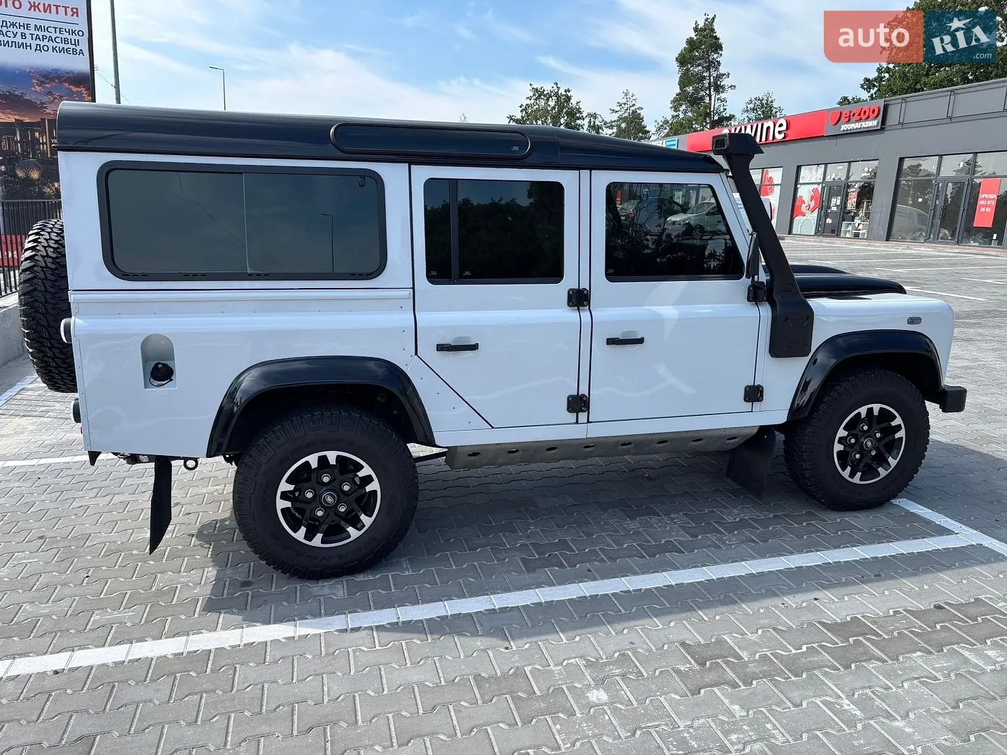 2015 Land Rover Defender - мініатюра 4