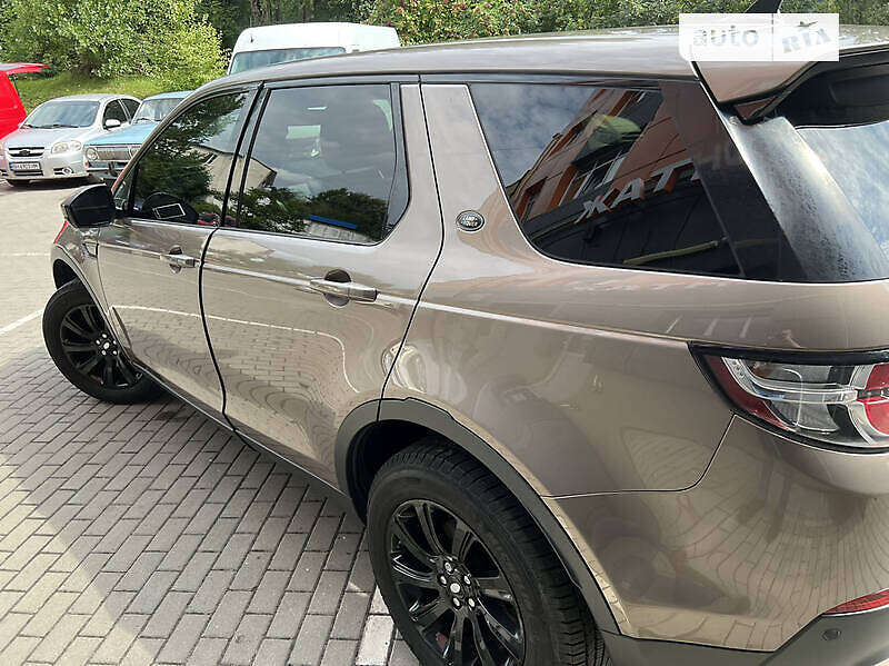 Позашляховик / Кросовер Land Rover Discovery Sport 2016 в Коломиї