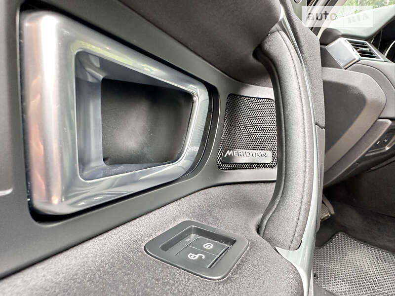 Позашляховик / Кросовер Land Rover Discovery Sport 2017 в Чернігові