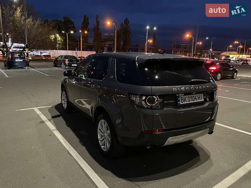 Внедорожник / Кроссовер Land Rover Discovery Sport 2016 в Киеве