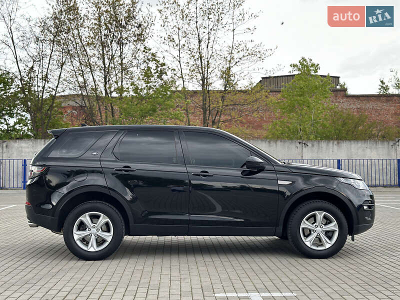 Внедорожник / Кроссовер Land Rover Discovery Sport 2017 в Тернополе