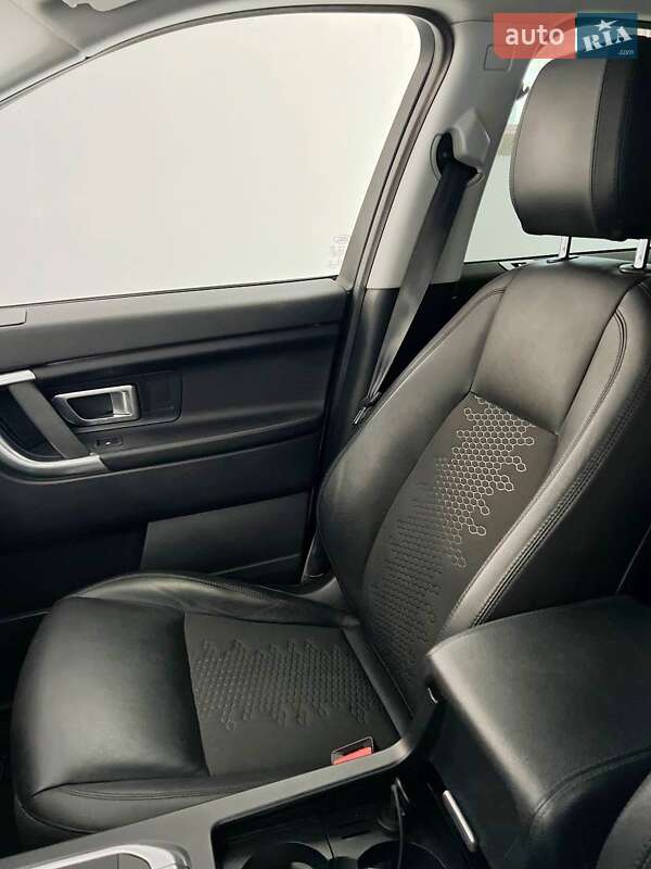 Внедорожник / Кроссовер Land Rover Discovery Sport 2019 в Чернигове