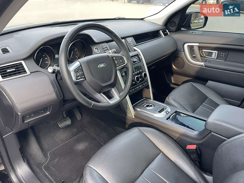 Позашляховик / Кросовер Land Rover Discovery Sport 2017 в Києві
