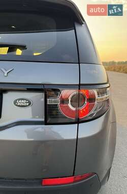 Внедорожник / Кроссовер Land Rover Discovery Sport 2015 в 