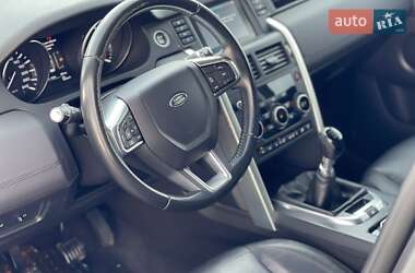 Внедорожник / Кроссовер Land Rover Discovery Sport 2016 в 