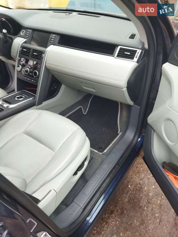 Внедорожник / Кроссовер Land Rover Discovery Sport 2015 в Черкассах