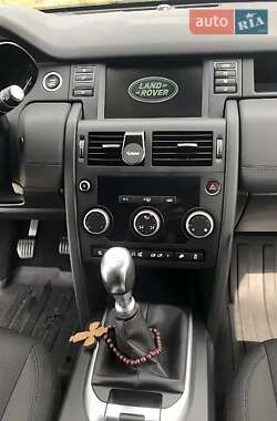 Позашляховик / Кросовер Land Rover Discovery Sport 2018 в 
