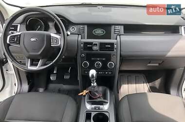 Позашляховик / Кросовер Land Rover Discovery Sport 2018 в 