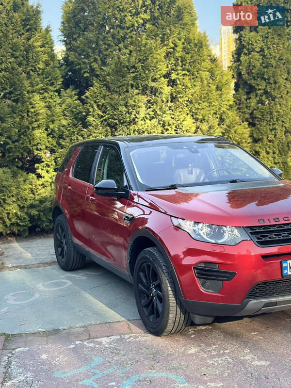 Внедорожник / Кроссовер Land Rover Discovery Sport 2017 в Киеве
