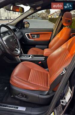 Позашляховик / Кросовер Land Rover Discovery Sport 2015 в 
