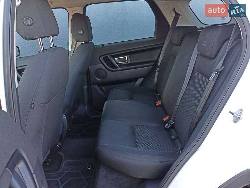 Позашляховик / Кросовер Land Rover Discovery Sport 2016 в Києві