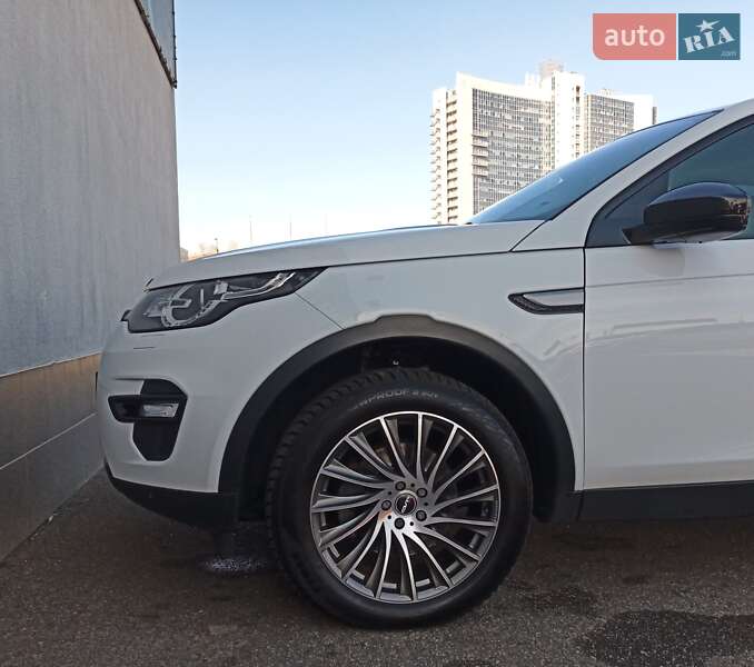 Позашляховик / Кросовер Land Rover Discovery Sport 2016 в Києві